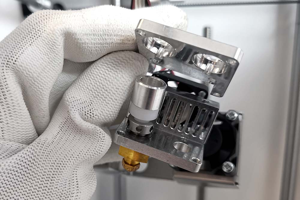 Spacer-and-hot-end-holder.jpg