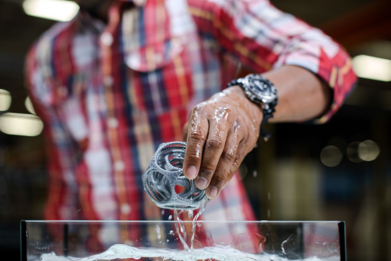 How_to_dissolve_UltimakerPVA_Rinse_with_water.jpg