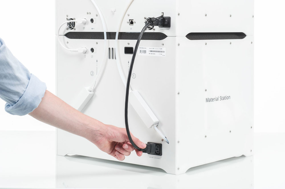Disconnect-the-power-extension-cable.jpeg