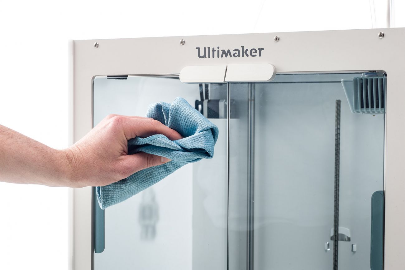 clean_the_printer_clean_doors.jpg