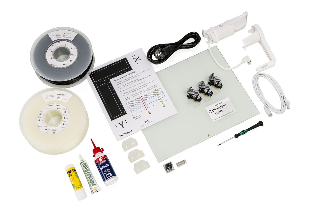 unboxing_ultimaker_s5_accessories.jpg