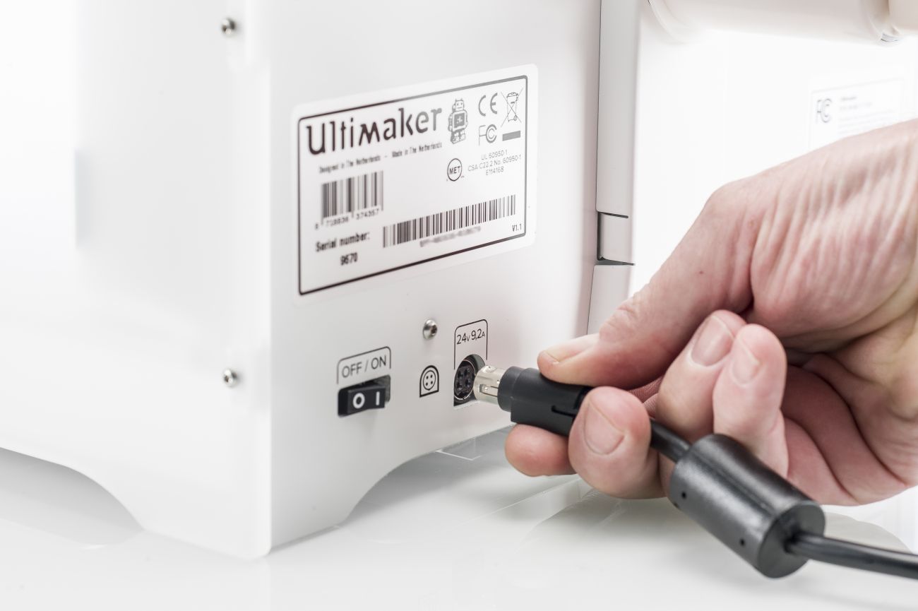 installation_connect_power_supply.jpg