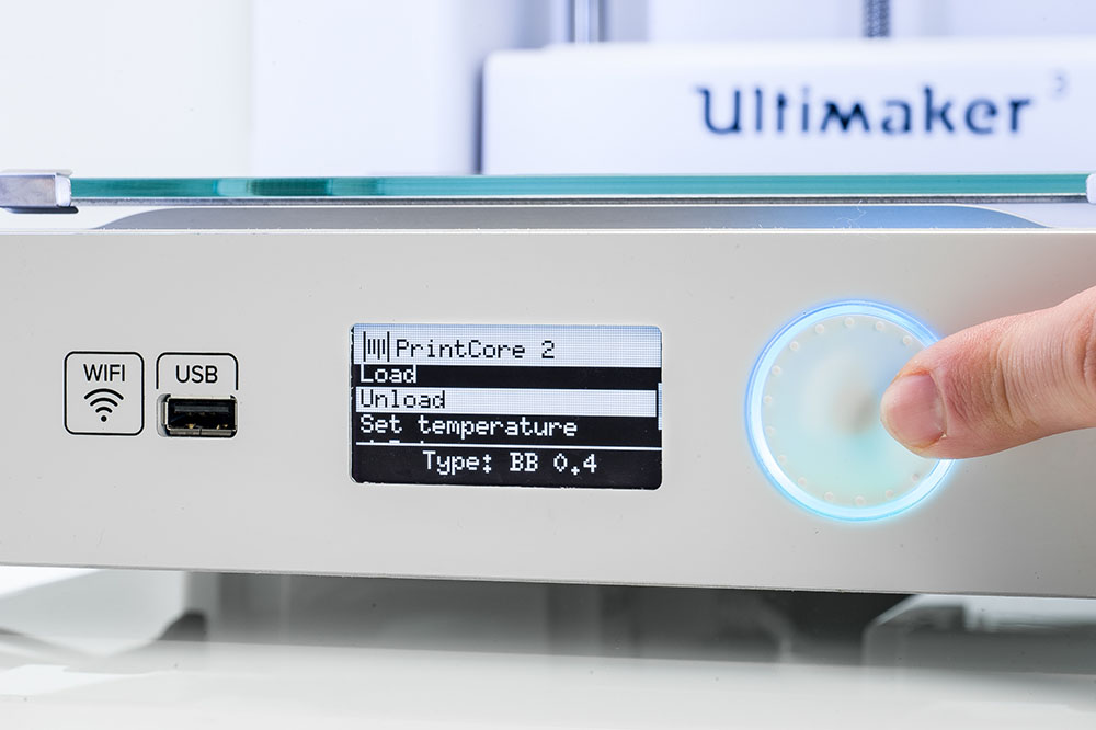 UM3-Unload-print-core.jpg