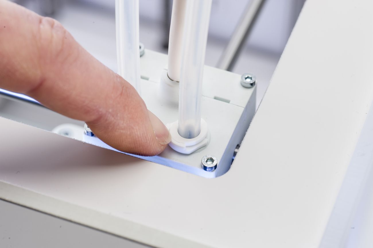 Ultimaker3_Remove-clamp-clip.jpeg
