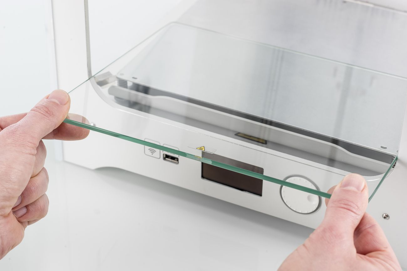 Ultimaker3_Remove-glass-plate.jpeg