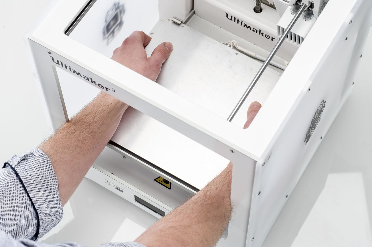 Ultimaker3_Lift-up-Z-stage.jpeg