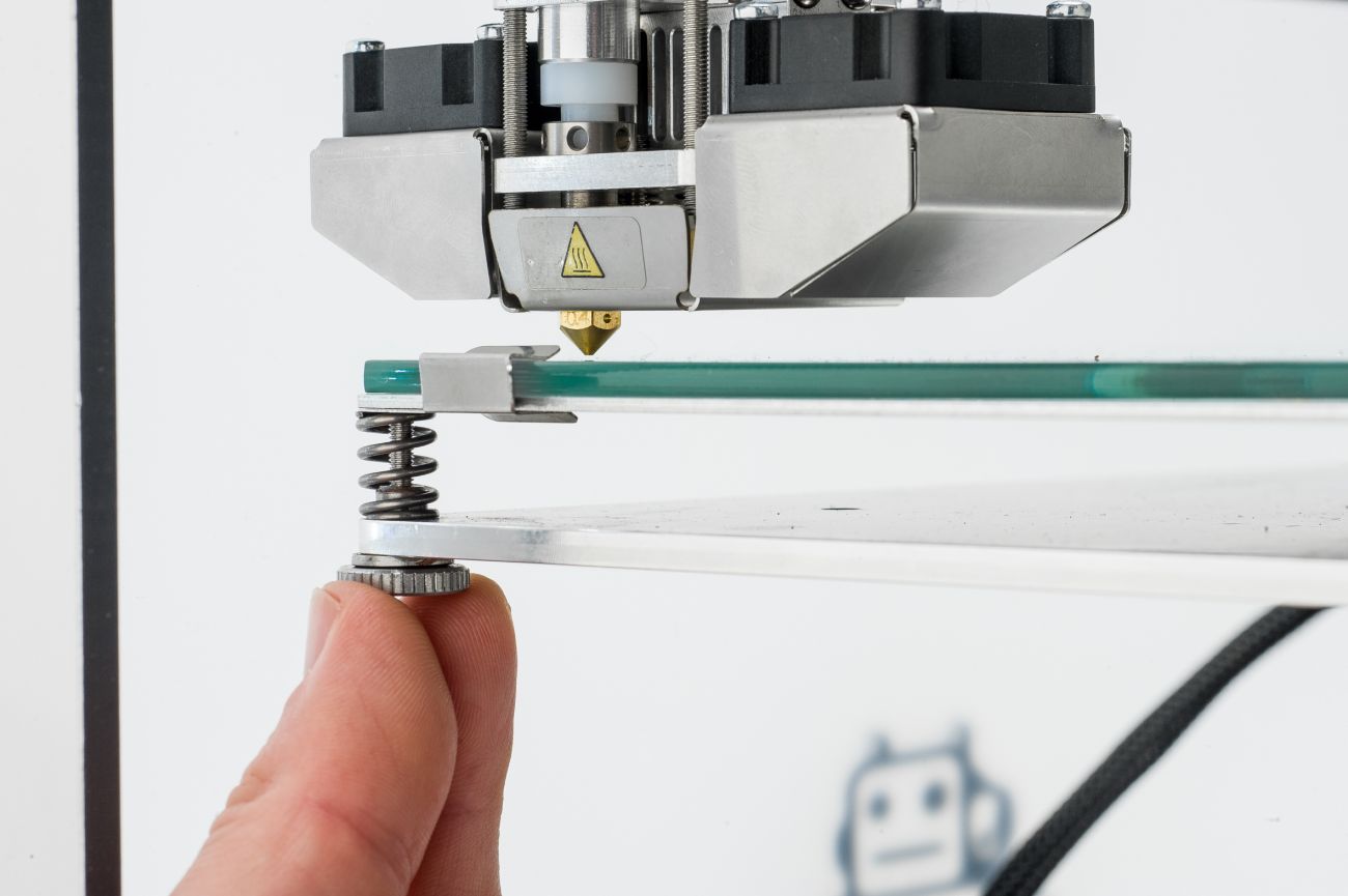 Build_plate_leveling_Ultimaker2 _rough_leveling.jfif