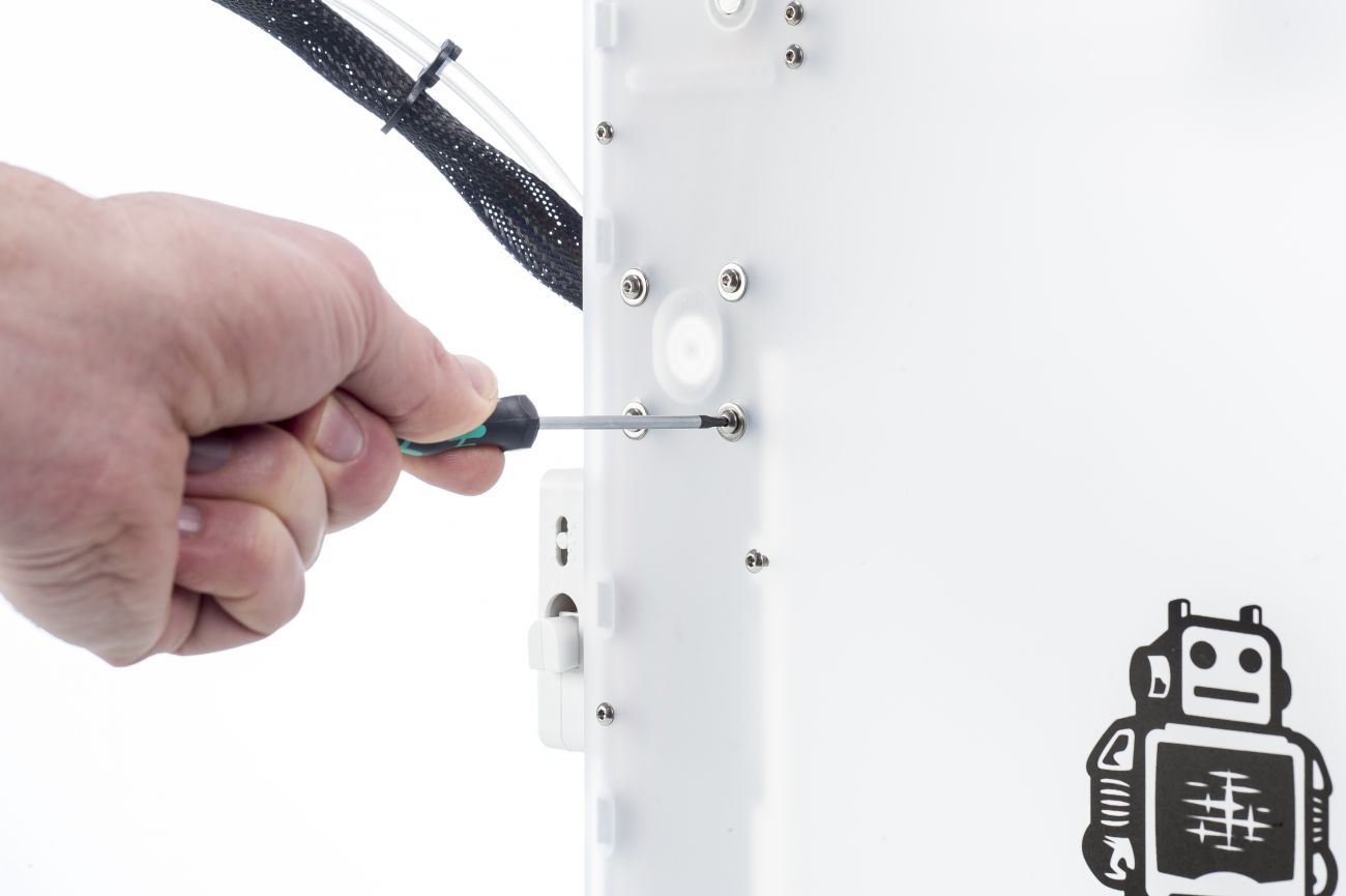 Check_tension_Ultimaker2 _short_belts_Loosen_bolts.jfif