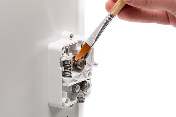 1-Clean-feeder-2.jpg